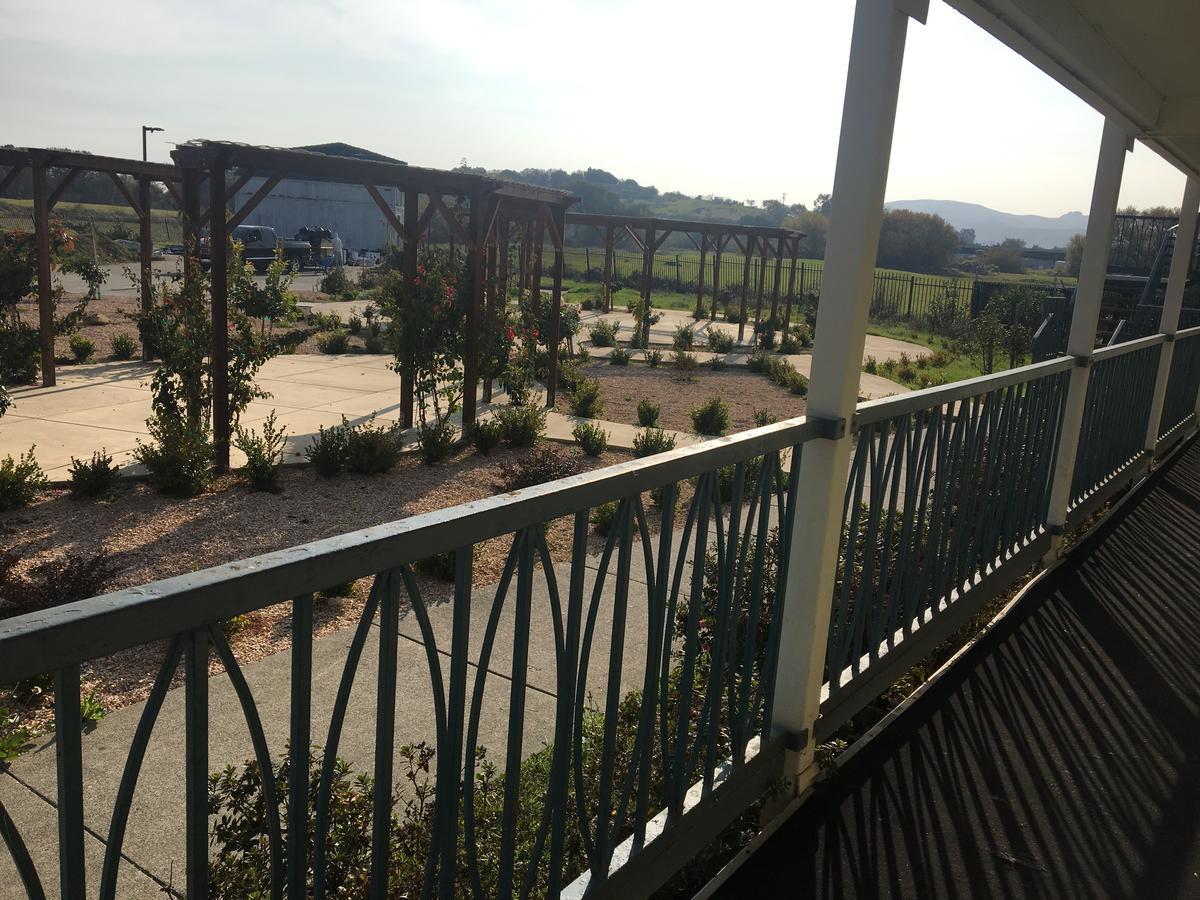 Travelodge By Wyndham Fairfield/Napa Valley Kültér fotó